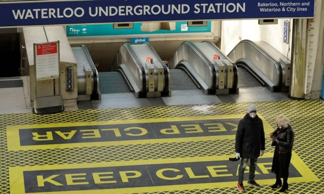 Κορονοϊός Βρετανία - Έρευνα: Πιθανόν να έχει προσβληθεί το 50% του πληθυσμού της χώρας