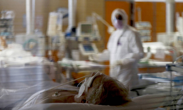 Κορονοϊός-Γερμανία: Οδηγίες για διαλογή των ασθενών λαμβάνουν οι γιατροί