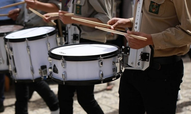 Σκέτη νοσταλγία: Δείτε αυτές τις εικόνες από την παρέλαση στην Εύβοια και θα δακρύσετε