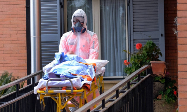 Κορονοϊός - Ιταλία: 31 γιατροί πέθαναν από τον ιό - Προβλήματα σε οίκους ευγηρίας