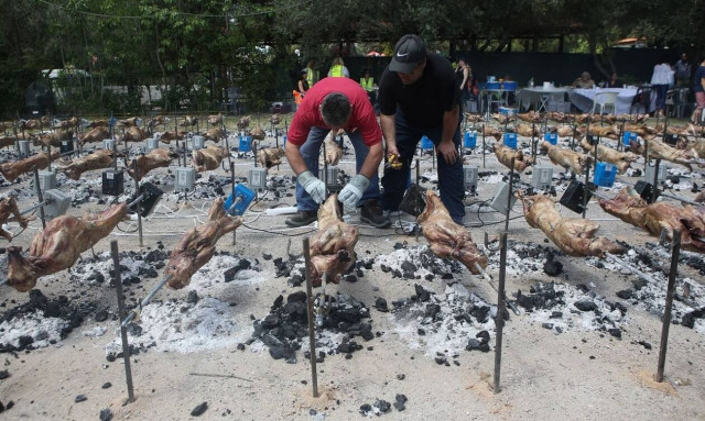 Κορονοϊός: Σκέψεις για κλείσιμο των διοδίων - Ξεχάστε τις μαζικές εξόδους το Πάσχα