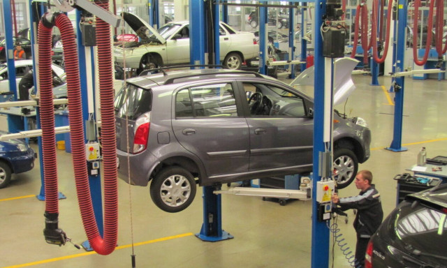 Κορονοϊός στην Ελλάδα: Τι πρέπει να κάνετε για να πάτε το αυτοκίνητό σας στο συνεργείο