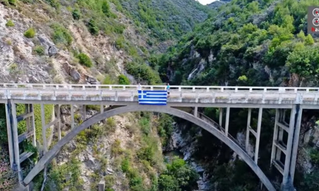 Κορονοϊός: «Βάστα γερά Ελλάδα» - Το συγκλονιστικό μήνυμα από την Ηλεία