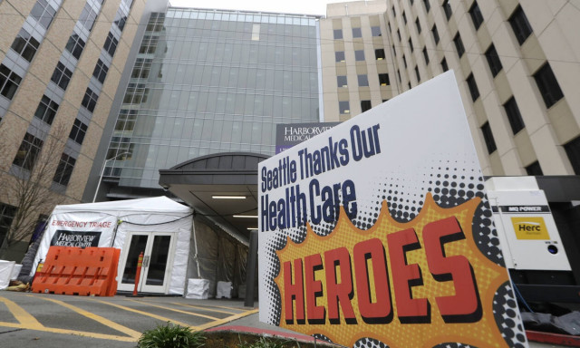 Κορονοϊός ΗΠΑ: Ρεκόρ κρουσμάτων! 453 θάνατοι σε 24 ώρες – Ένα βήμα πριν την καραντίνα η Νέα Υόρκη