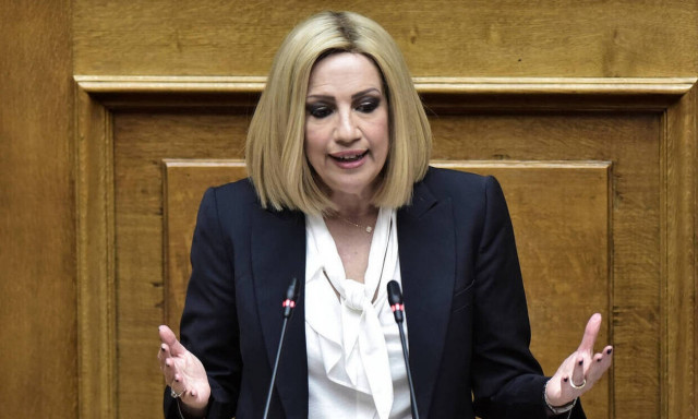 Κορονοϊός - Γεννηματά: Να αναθεωρήσει η κυβέρνηση την απόφαση για δικηγόρους και επιστήμονες