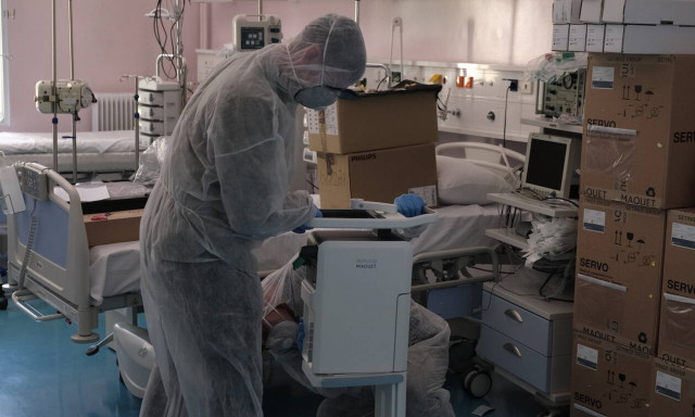 Κορονοϊός: Το συγκλονιστικό μήνυμα Έλληνα ασθενούς που βγήκε από το νοσοκομείο  (pics)