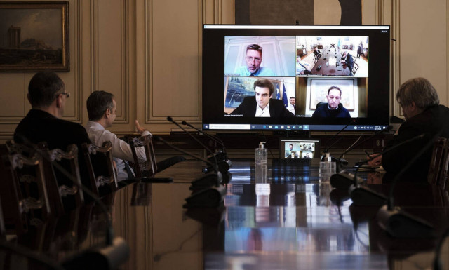 Gov't to present on Monday comprehensive plan for the support of the Greek economy in April