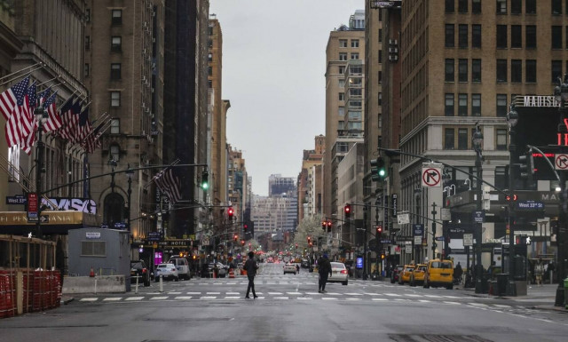 Κορονοϊός - ΗΠΑ: 2.000 νεκροί και 120.000 κρούσματα - Δεν μπαίνει σε καραντίνα η Νέα Υόρκη