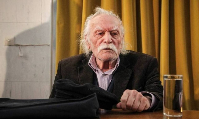 Μανώλης Γλέζος: Η ζωή και το έργο του ανθρώπου που έγινε σημαία της Αντίστασης