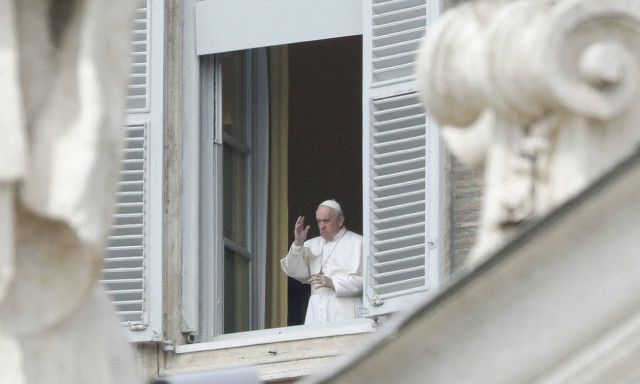 Κορονοϊός Βατικανό: Ανησυχία για τον Πάπα - Θετικός στον ιό στενός του συνεργάτης