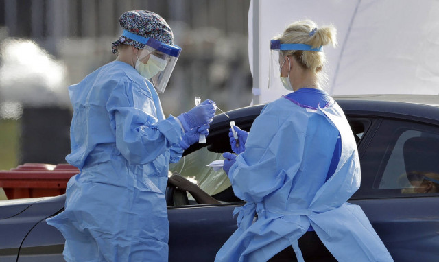 Κορονοϊός - Σοκαριστικές δηλώσεις στην Πάτρα: «Δεν υπάρχει κορονοϊός, δεν υπάρχει τίποτα» (vid)