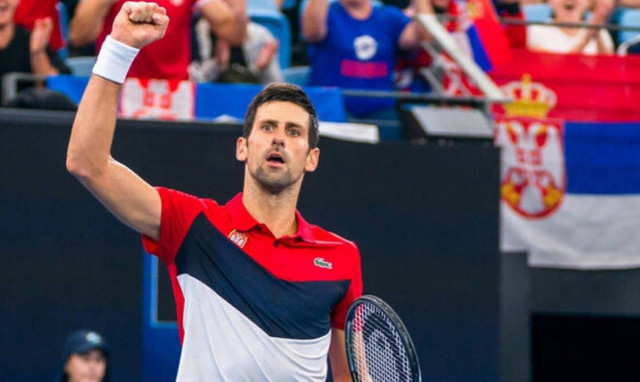 Απίστευτο βίντεο: Ο Τζόκοβιτς παίζει τένις με τηγάνι!