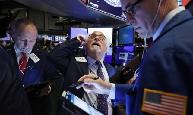 Ο Τραμπ έσωσε τη συνεδρίαση στη Wall Street - Ιστορική άνοδος για το πετρέλαιο