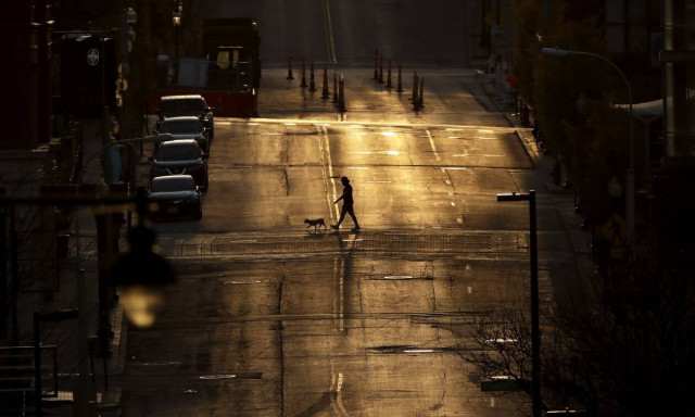Ο παγκόσμιος εφιάλτης του κορονοϊού: 1.000.000 κρούσματα και θάνατος - Ο πλανήτης σε lockdown