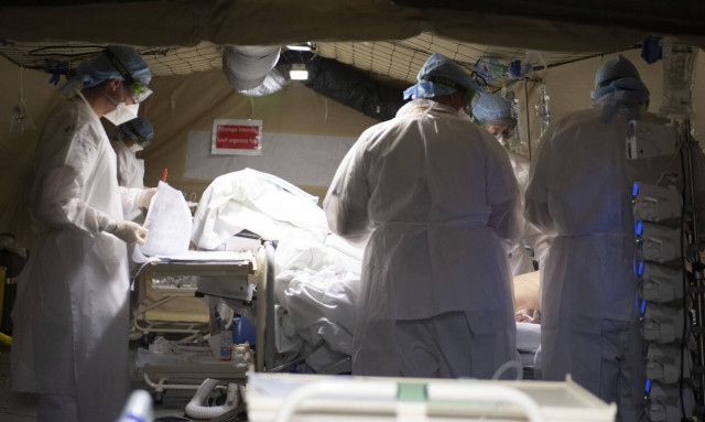 Κορονοϊός: Ένα βήμα πριν την θεραπεία; Επιστήμονες απομόνωσαν αντισώματα που μπλοκάρουν τον ιό