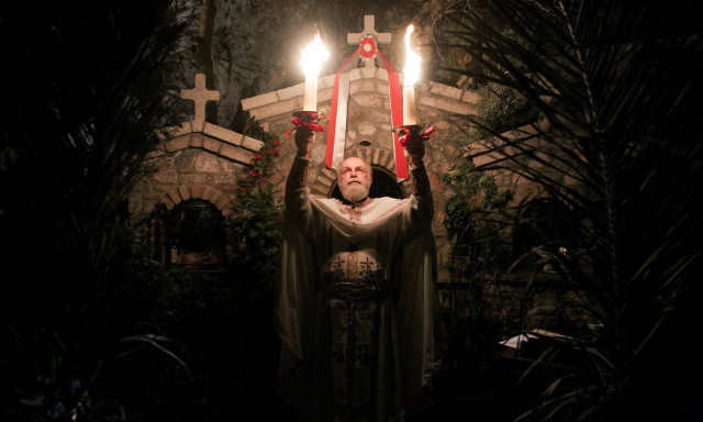 Κορονοϊός: Ανάσταση τον Μάιο - Κεκλεισμένων των θυρών οι Ακολουθίες τη Μεγάλη Εβδομάδα