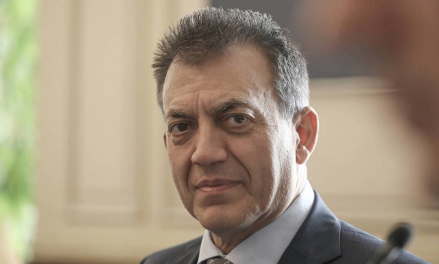 Κορονοϊός - Βρούτσης: Είναι πιθανό να δοθούν τα 800 ευρώ και τους επόμενους μήνες 