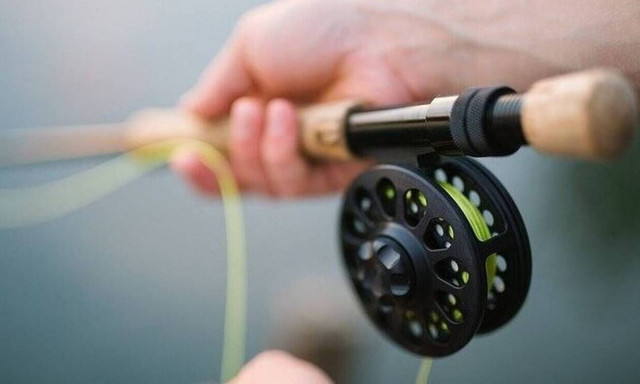 Κορoνοϊός: Απαγορεύονται κολύμπι και ψάρεμα - Τι αναφέρει το υπουργείο Ναυτιλίας