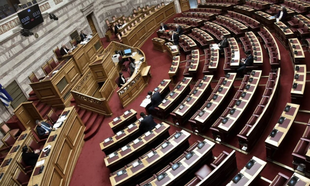 Gov't plan to manage coronavirus pandemic's repercussions on the economy voted in Parliament