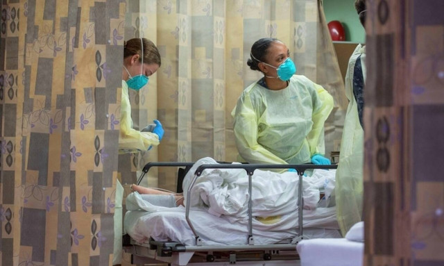 Κορονοϊός - Συγκλονίζει Έλληνας γιατρός στις ΗΠΑ: Είναι κόλαση, πόλεμος - Βάζουμε νεκρούς σε φορτηγά