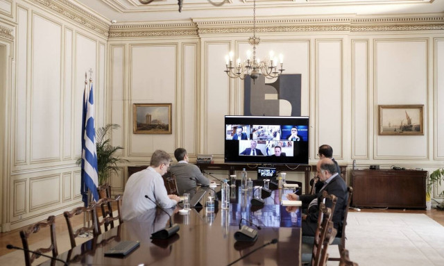 Κορονοϊός - Παρουσιάστηκε η άυλη συνταγογράφηση: Ο τρόπος εγγραφής και η παράδοση σε κινητό