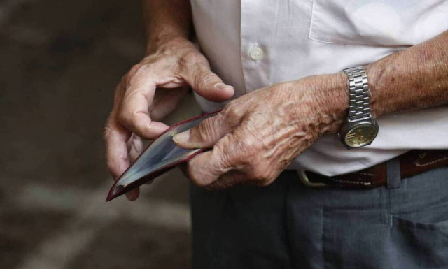 Διπλή αύξηση για 100.000 συνταξιούχους - Ποιοι θα ωφεληθούν 