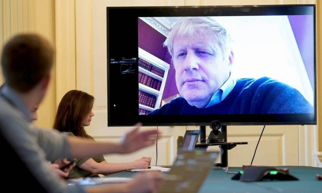 Κορονοϊός Βρετανία: Στο νοσοκομείο ο Μπόρις Τζόνσον