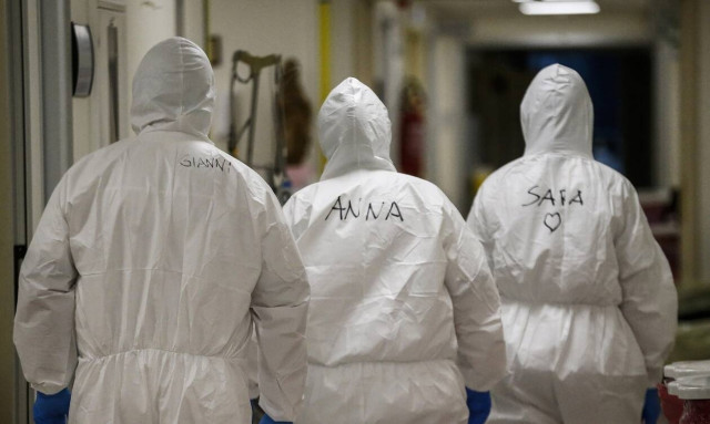 Κορονοϊός: Πώς διαμορφώνονται οι καμπύλες των κρουσμάτων σε 126 χώρες - Δείτε τα γραφήματα