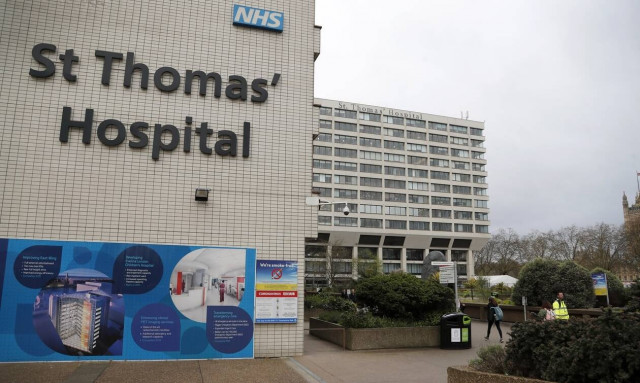 Κορονοϊός Βρετανία: 403 νεκροί σε ένα 24ωρο - Το Λονδίνο παραμένει το επίκεντρο του ιού 