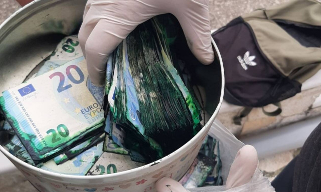 «Πράσινη» η λεία των ληστών των ΑΤΜ - Δείτε τις απίστευτες φωτογραφίες