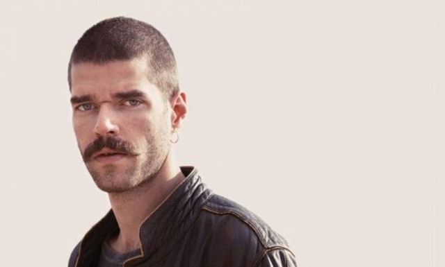 8 Λέξεις: Ο Ιάσονας Παπαματθαίου αποκάλυψε τι θα γίνει με τα γυρίσματα (Photos-Video)