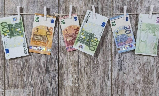 Κορονοϊός: Επιταγές- Νέα προθεσμία δήλωσης για ΚΑΔ που εντάχθηκαν τον Απρίλιο