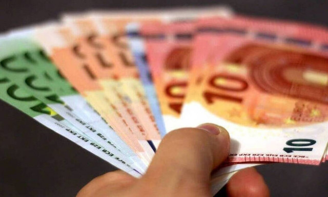 Κορονοϊός: ΥΠΟΙΚ: Διευκρινίσεις για την παράταση προθεσμίας εισφορών και δόσεων 