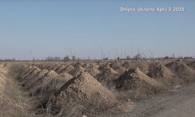 Κορονοϊός: Σοκάρει δήμαρχος - Έτσι προειδοποιεί τους πολίτες για τον ιό (pics)