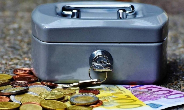 Κατατέθηκε η τροπολογία για μείωση ενοικίου σε πληττόμενες επιχειρήσεις