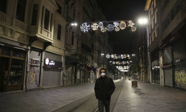 Κορονοϊός - Τουρκία: Σχεδόν 4.000 κρούσματα το τελευταίο 24ωρο - 76 νέοι θάνατοι