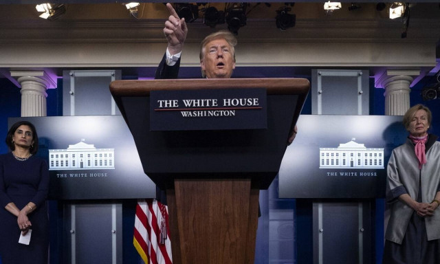 Κορονοϊός: Υποχωρεί ο Τραμπ σχετικά με τη συμβολή των ΗΠΑ στη χρηματοδότηση του ΠΟΫ