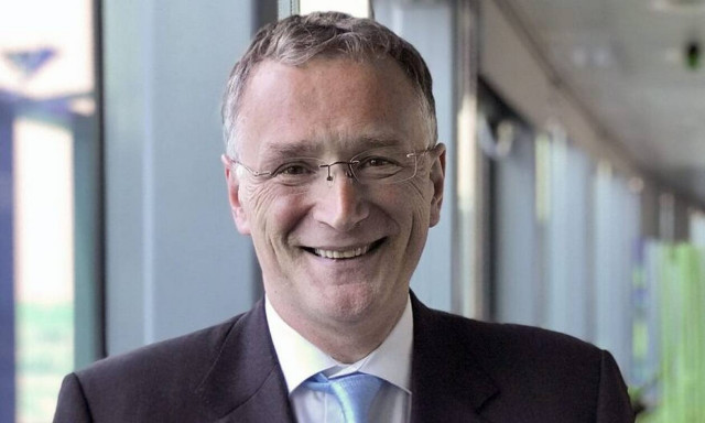 Κορονοϊός: Παραίτηση - βόμβα του επικεφαλής της Ε.Ε. για την αντιμετώπιση της πανδημίας 