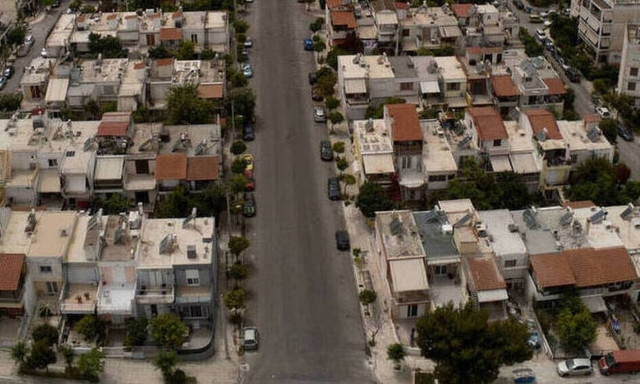 Κορονοϊός: Τα μέτρα που έχουν «πέσει στο τραπέζι» για την ελάφρυνση των ιδιοκτητών ακινήτων 