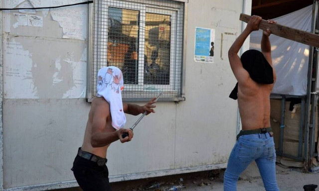 Μυτιλήνη: Νεκρός ανήλικος πρόσφυγας στη Μόρια που μαχαιρώθηκε από ομοεθνή του