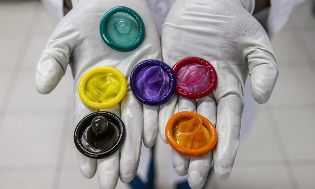 Κορονοϊός - «Καμπανάκι» ΟΗΕ: Κίνδυνος για παγκόσμια έλλειψη προφυλακτικών