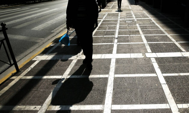 Greek unemployment rate fell to 16.4 pct in January