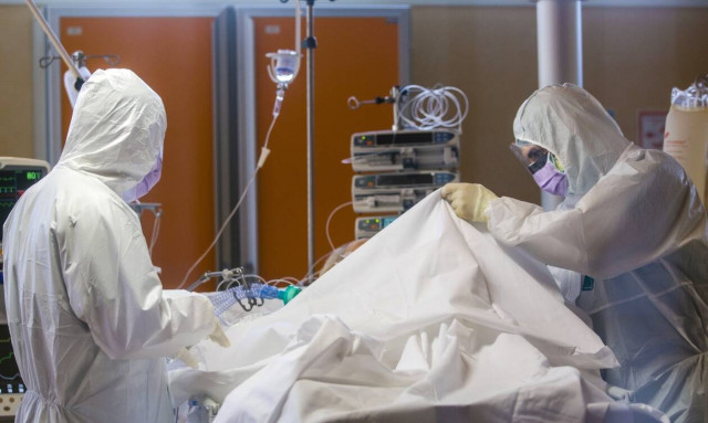 Κορονοϊός - Ελπιδοφόρα προσέγγιση: Χορήγηση πλάσματος σε ασθενείς