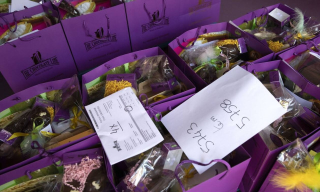 Κορονοϊός Βέλγιο: Τα σοκολατένια πασχαλινά λαγουδάκια φορούν... μάσκες (pics)