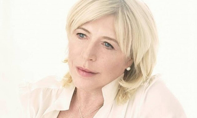 Στην εντατική σε νοσοκομείο του Λονδίνου η Marianne Faithfull (photos)