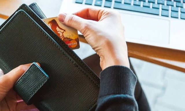 ΑΑΔΕ: Μέσω email η αίτηση επιστροφών φόρου - Η διαδικασία 