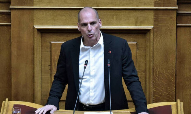 Κορονοϊός - Βαρουφάκης για ταξίδι στην Αίγινα: Μένω εκεί, πήγα στην Αθήνα για συνεδρίαση της Βουλής