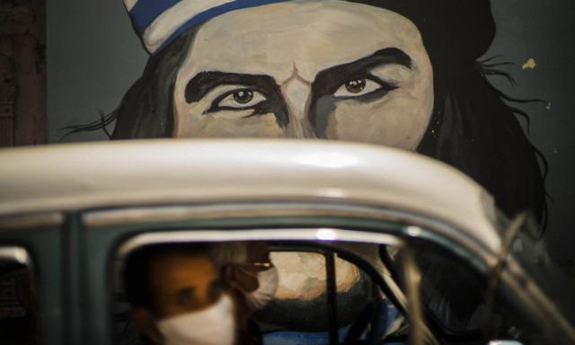 Κούβα: Εκδότης πέθανε από κορονοϊό στην Αβάνα, την οποία επισκεπτόταν έπειτα από 60 χρόνια εξορίας