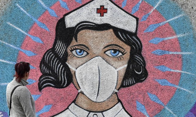 Η ανθρωπότητα θρηνεί: 115.000 νεκροί από τον φονικό κορονοϊό - Σχεδόν 2 εκατ. τα κρούσματα