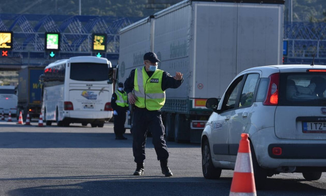 Κορονοϊός: Πάσχα υπό αυστηρό περιορισμό – Πώς και πότε θα χαλαρώσουν τα μέτρα